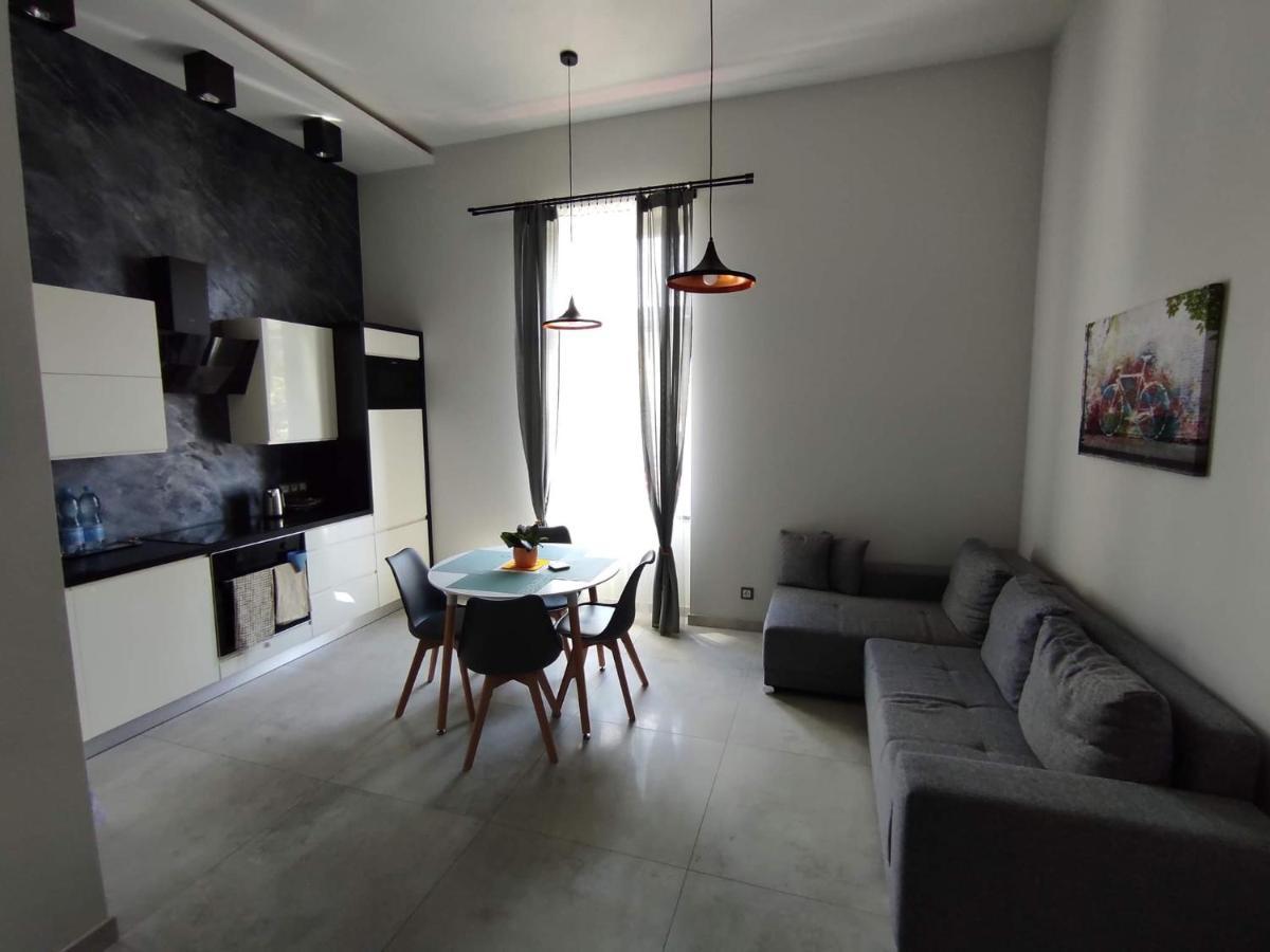 Apartament W Stylu Loft Jelenia Gora Exterior photo